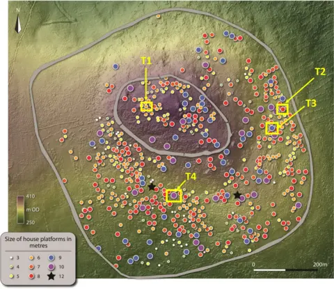 Antiquity Publications Ltd A map showing two rings with multi-coloured dots inside indicating the roundhouses.